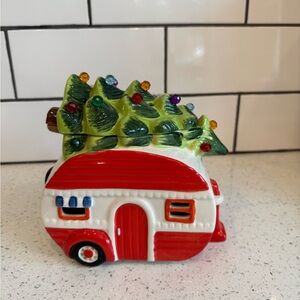 NWOT ScentSationals Ceramic Electric Wax Warmer – Christmas Camper RV with Tree